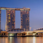 Marina_Bay_Sands_in_the_evening_-_20101120